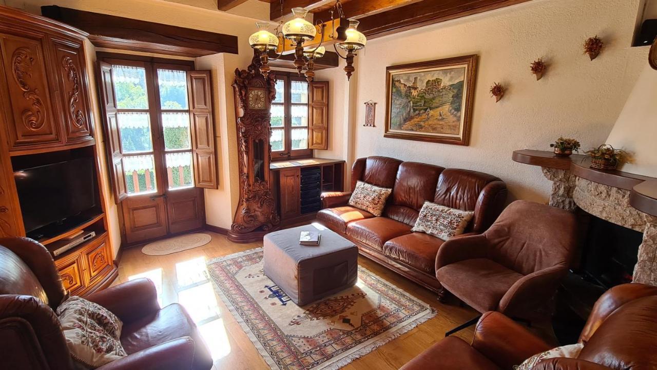 Can Vila روبيت المظهر الخارجي الصورة